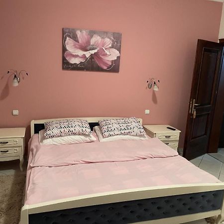 Apartments Kalaja อุลซิน ภายนอก รูปภาพ